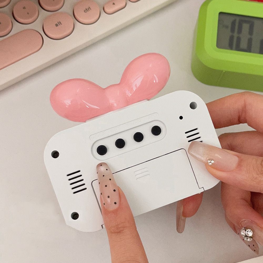 Cute Bowknot LED Digital Clock - Led Desk Clock ulasan dan harga